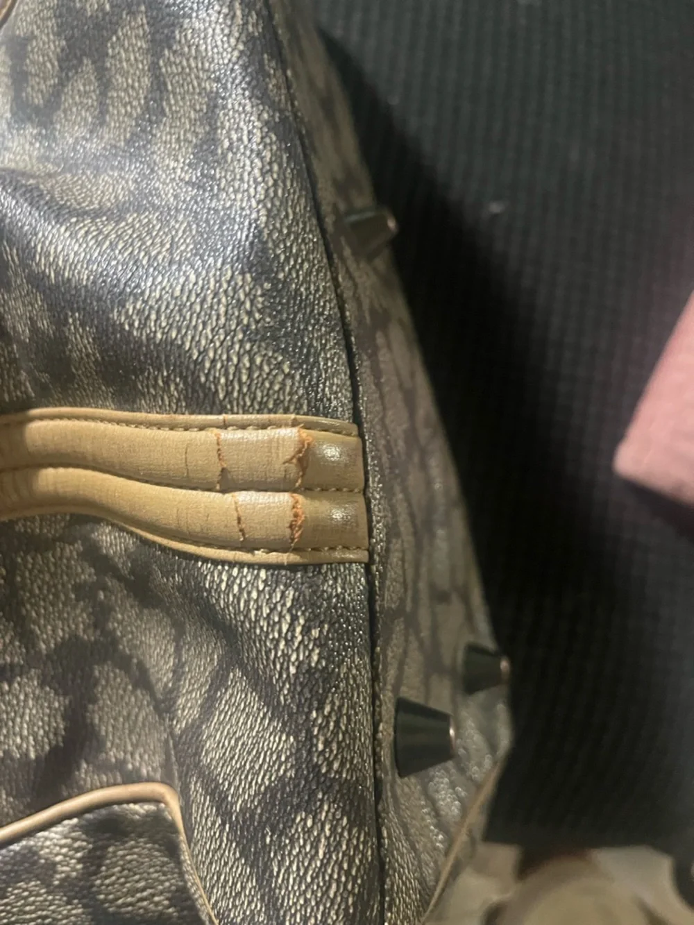 Large leopard print Yves Saint Laurent tote. Great condition. - Picture 7 of 16